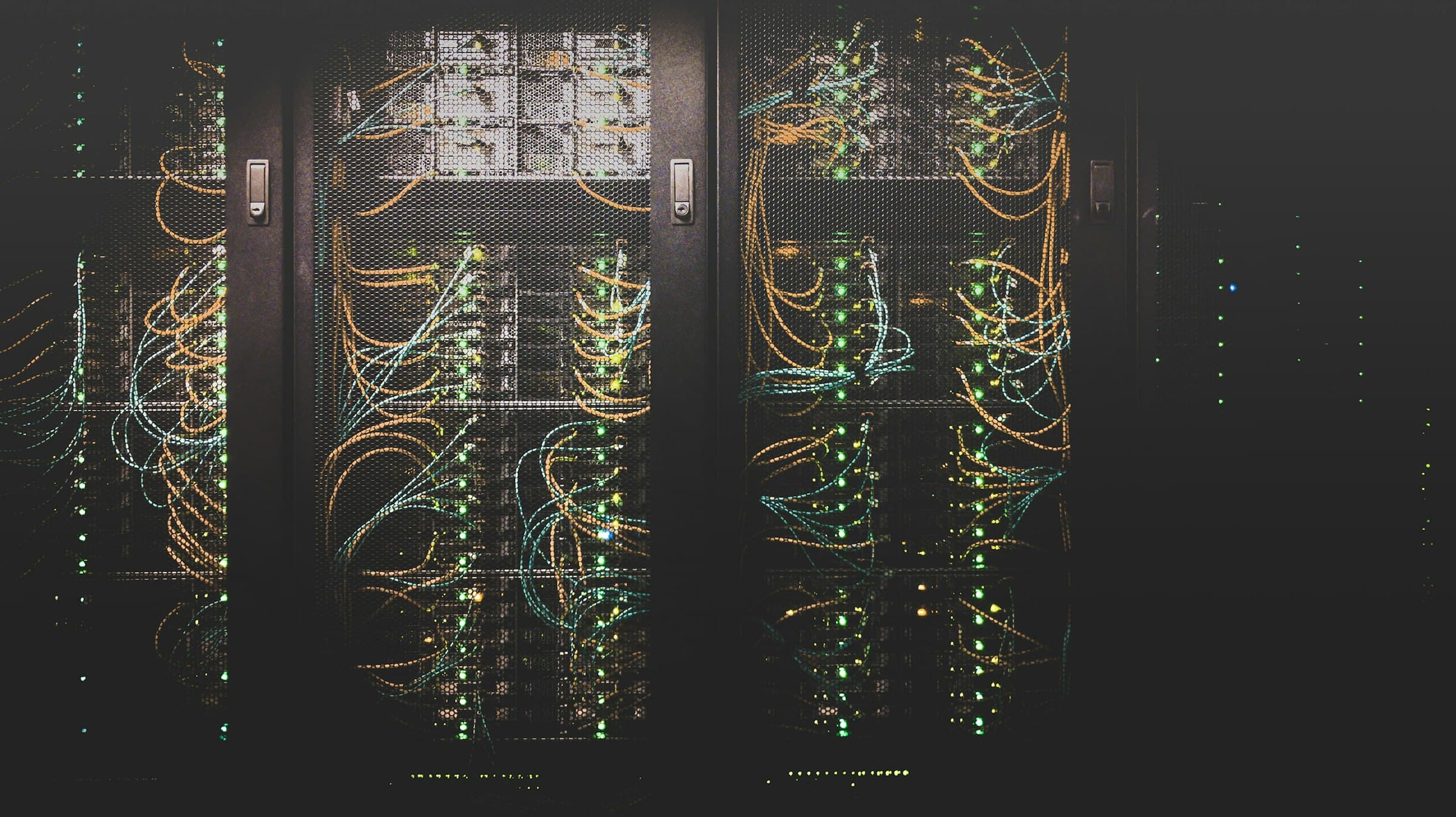 Data centre rack with illuminated network switches